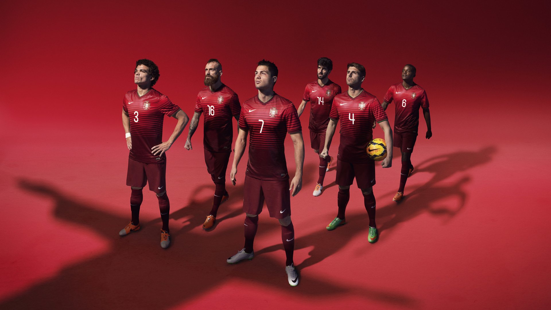 唐卡斯特防守紧密，贝尔维球场争连胜，贝卡尔特围栏